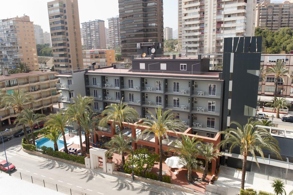 Hotel El Palmeral Benidorm Bagian luar foto