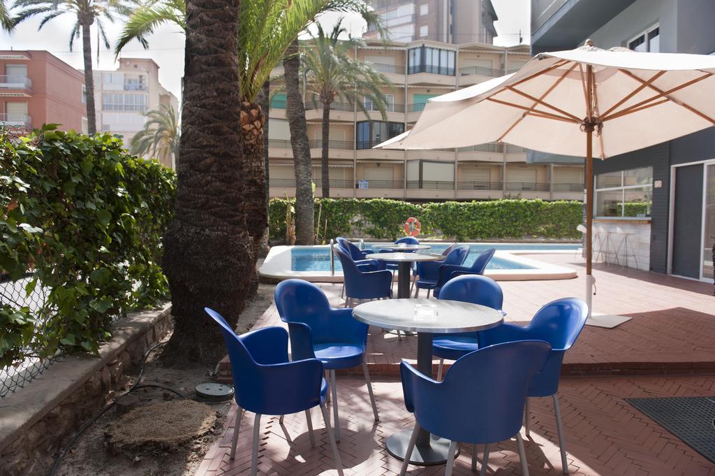 Hotel El Palmeral Benidorm Bagian luar foto